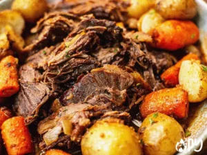 Slow cooker pot roast with carrots and potatoes