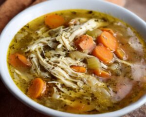 Slow Cooker Chicken & Vegetable Soup
