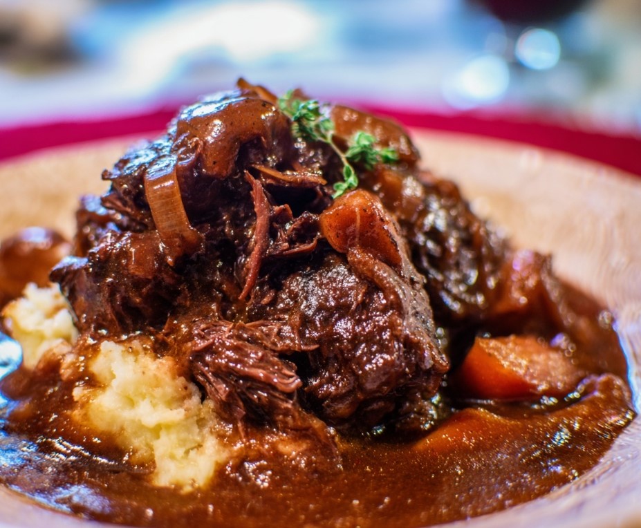 SLOW COOKER BEEF MANHATTAN: AN EASY COMFORT CLASSIC