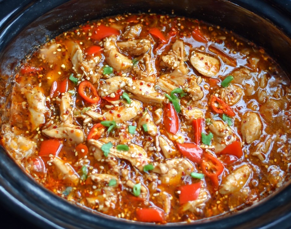 Slow Cooker Sweet Chili Chicken: A Cozy, Flavor-Packed Recipe Everyone Will Love