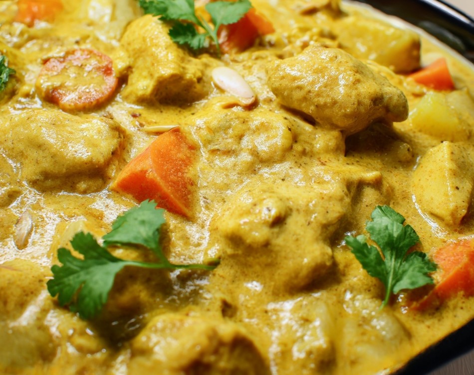 Slow Cooker Chicken Korma